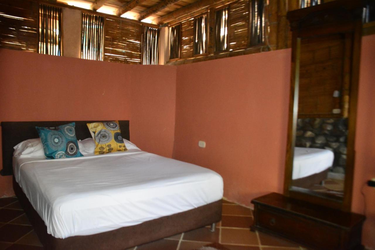 La Percha Hostal Palomino Exterior foto